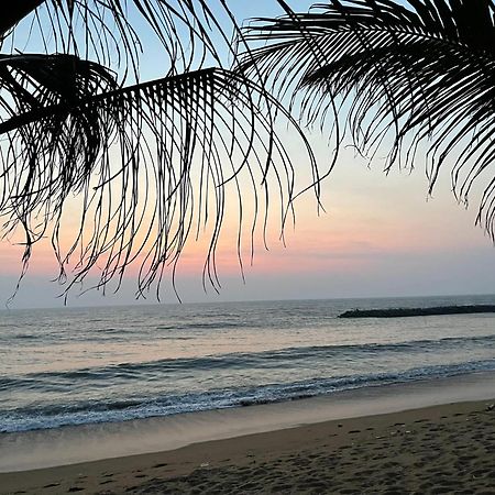Hotel Coconut Bay Калутара Екстериор снимка